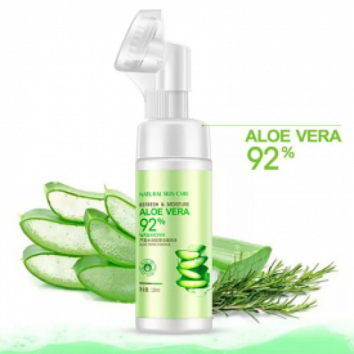 Пенка для умывания со щеткой с алоэ вера Bioaqua