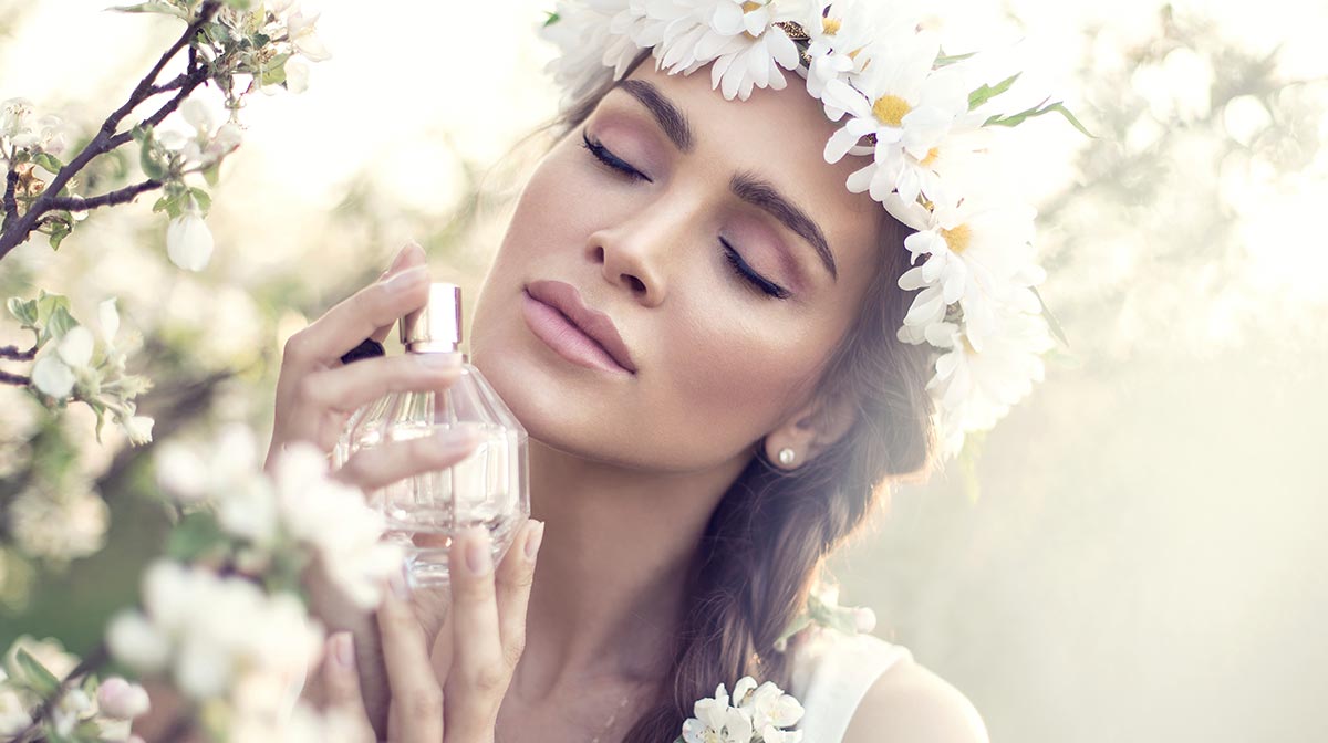 1200x672 lf wk11 cg blog header perfumes for spring